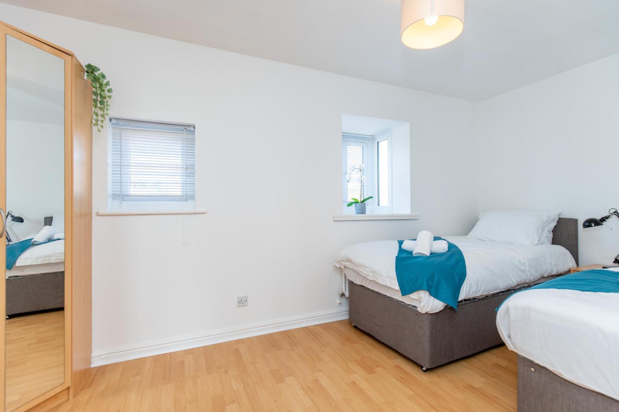 Holiday home Parc Y Scarlets Machynys Golf House